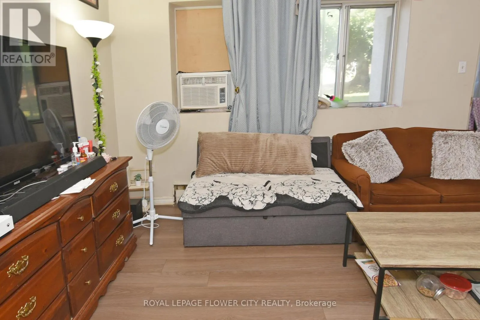 105 - 1176 HAMILTON ROAD