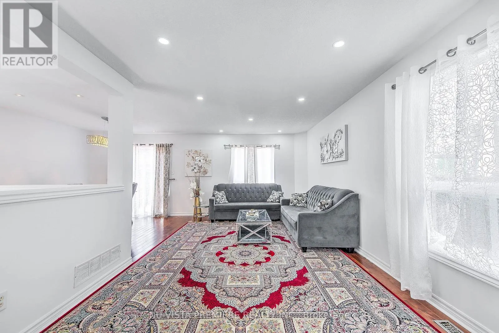 1046 CROSSCREEK CRESCENT