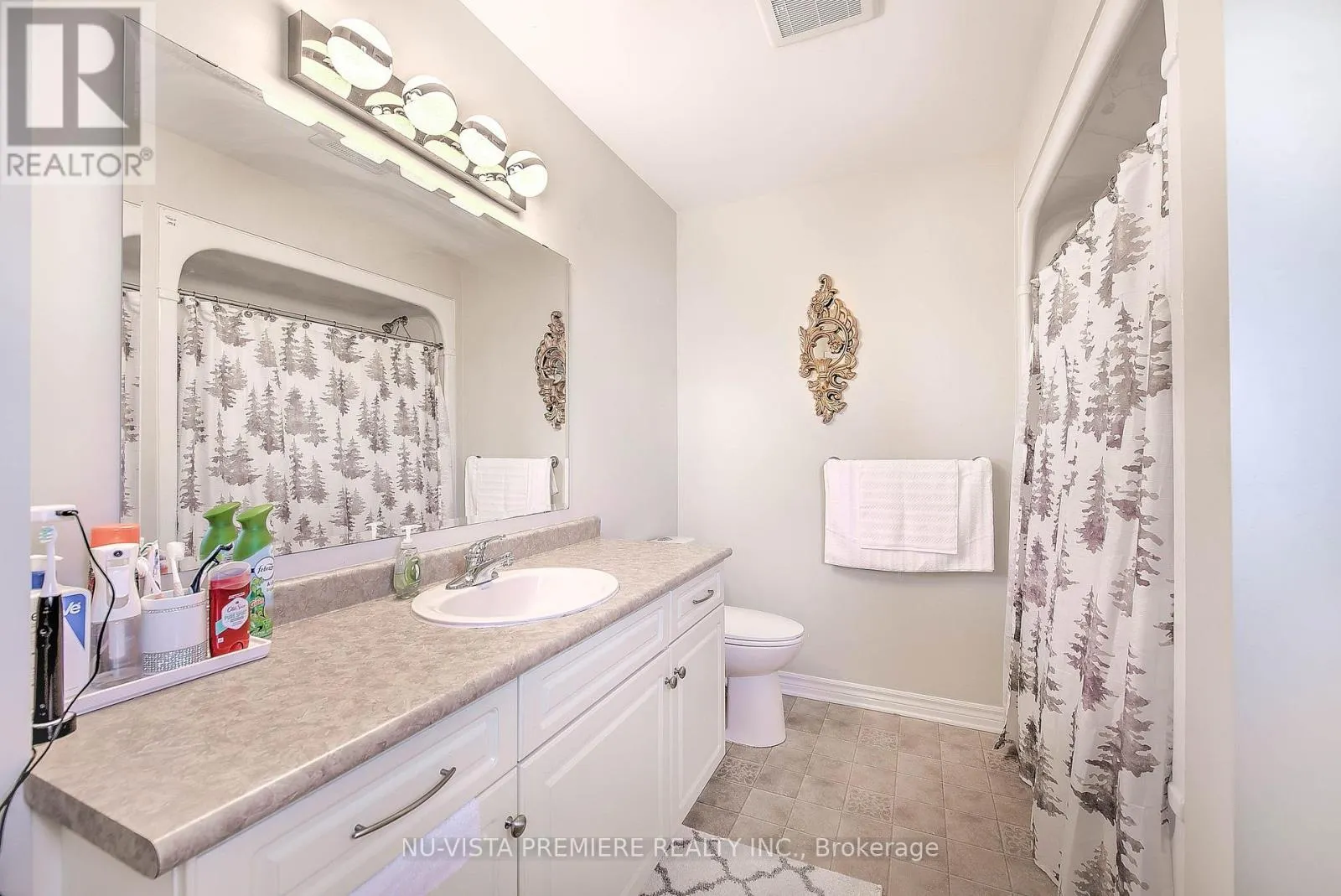 1046 CROSSCREEK CRESCENT