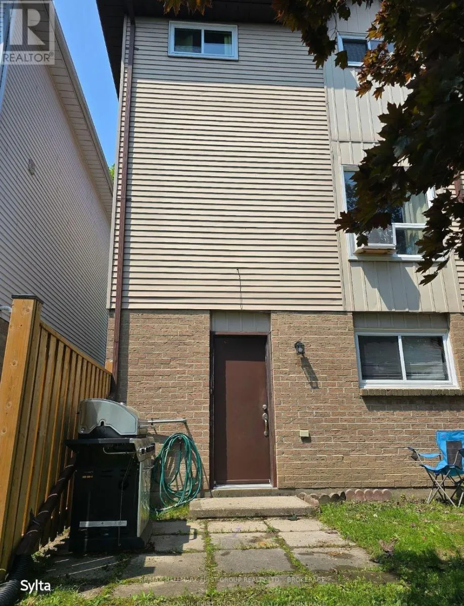 152 - 1098 CRAIG LANE, #152