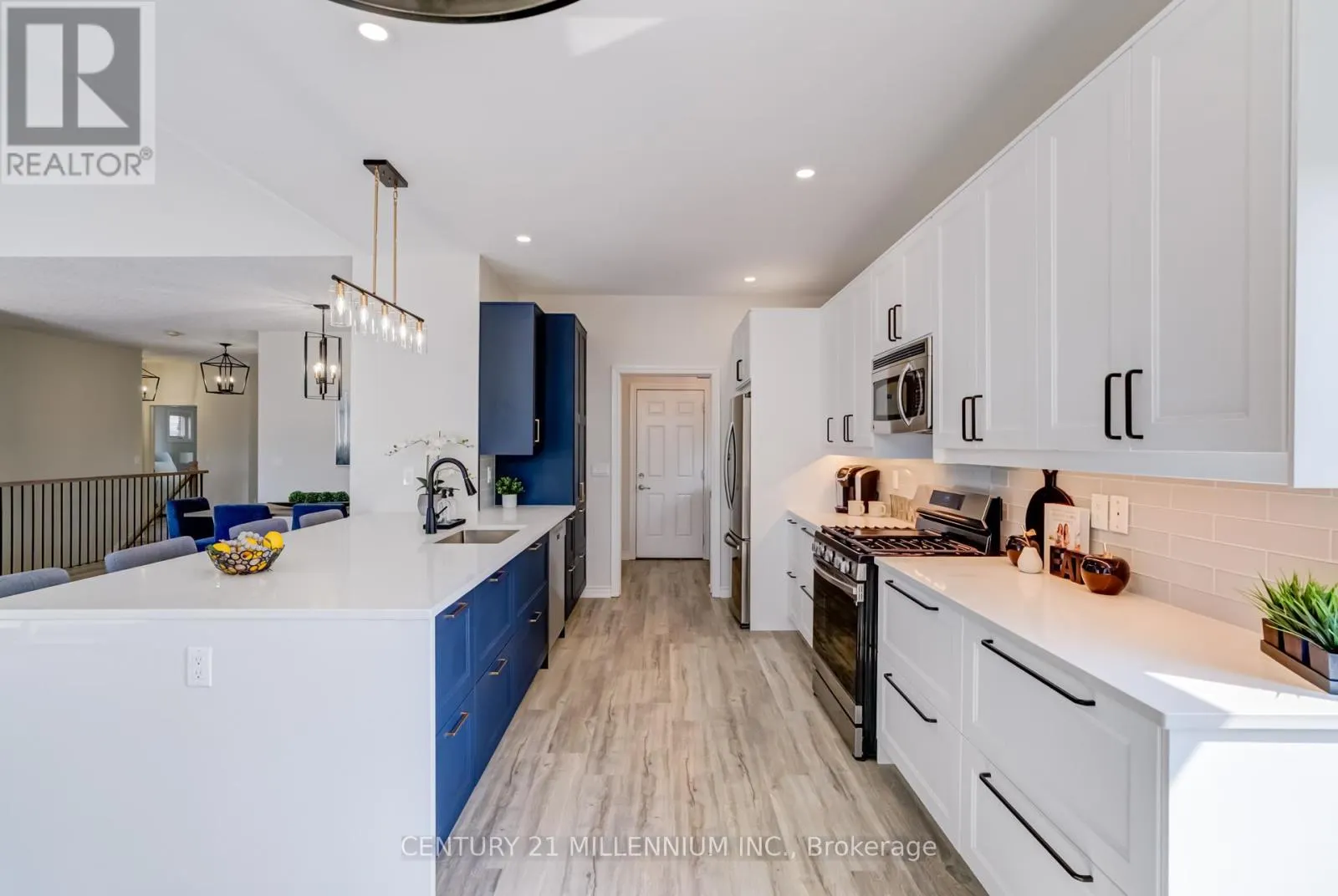 113 - 200 KINGFISHER DRIVE