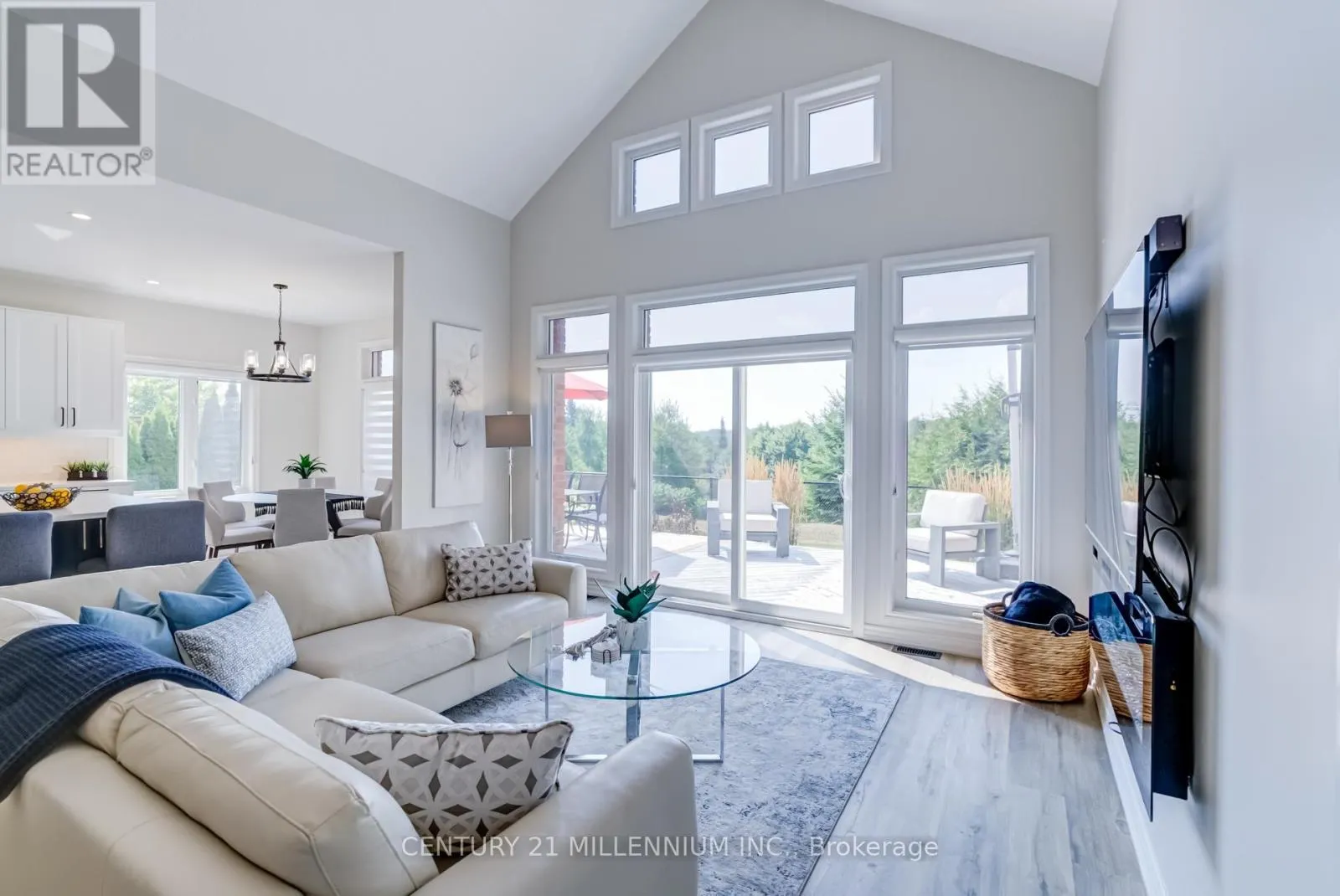113 - 200 KINGFISHER DRIVE