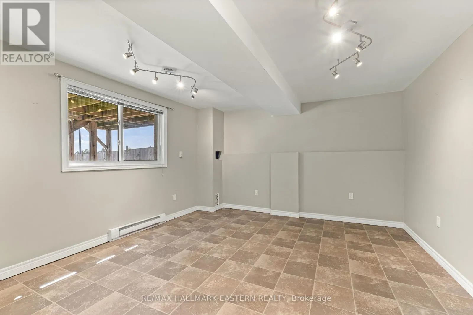 67 SWEETNAM DRIVE