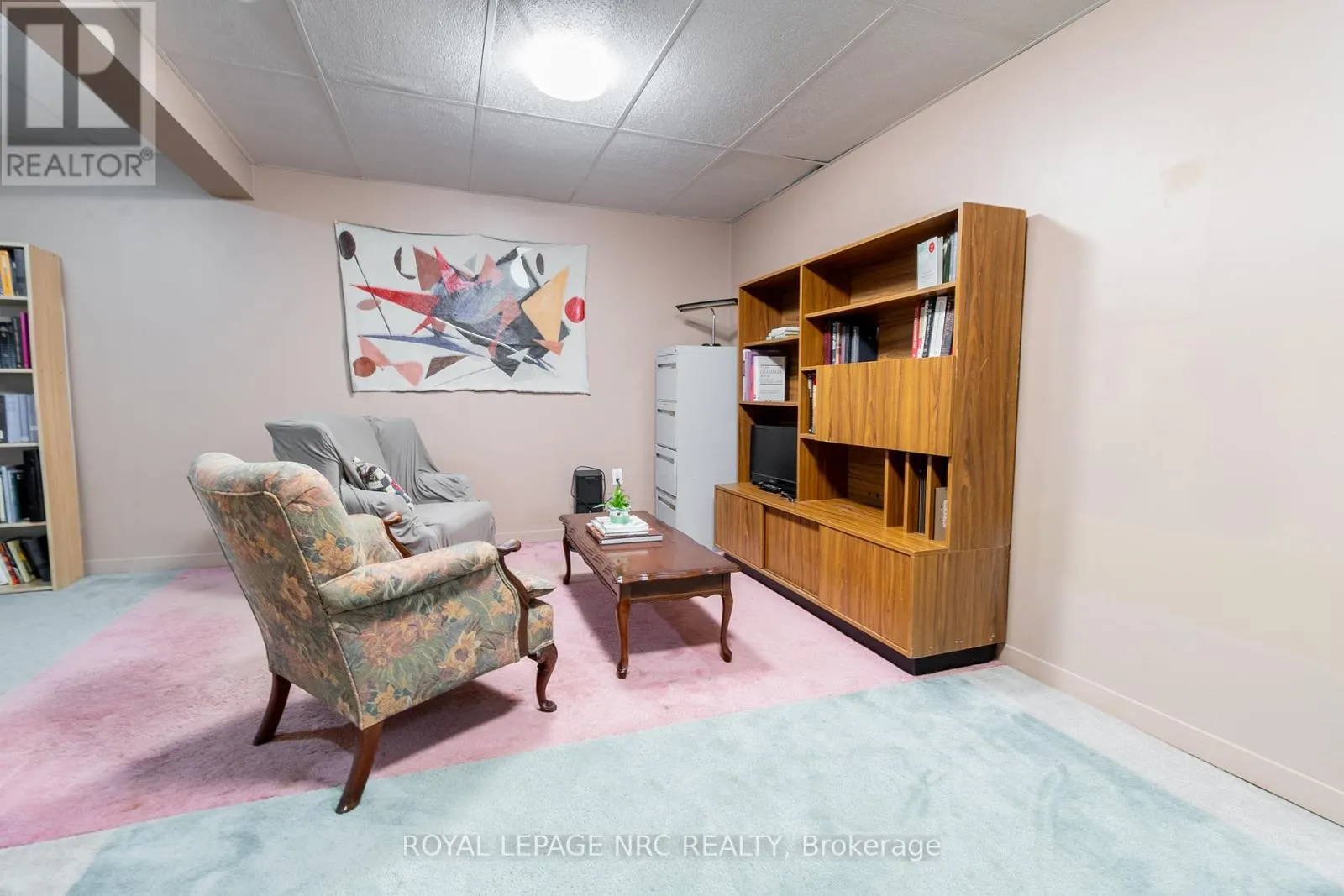 4 - 38 ELMA STREET, #4