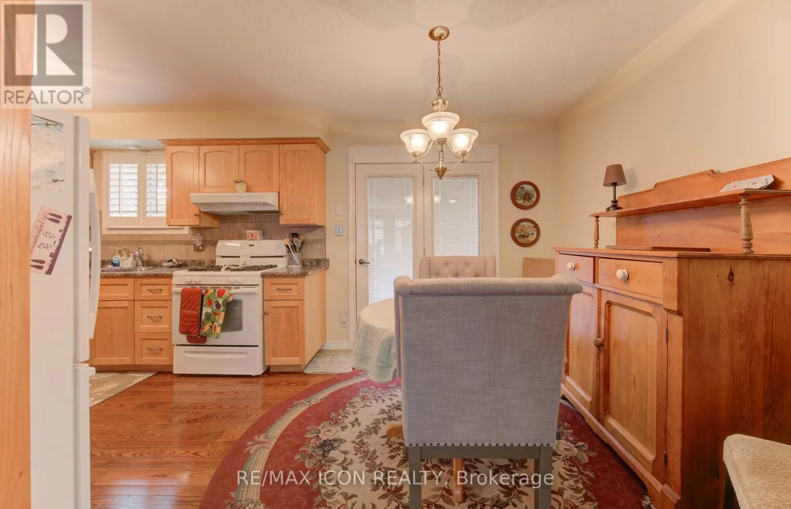 57 - 49 CEDARWOODS CRESCENT