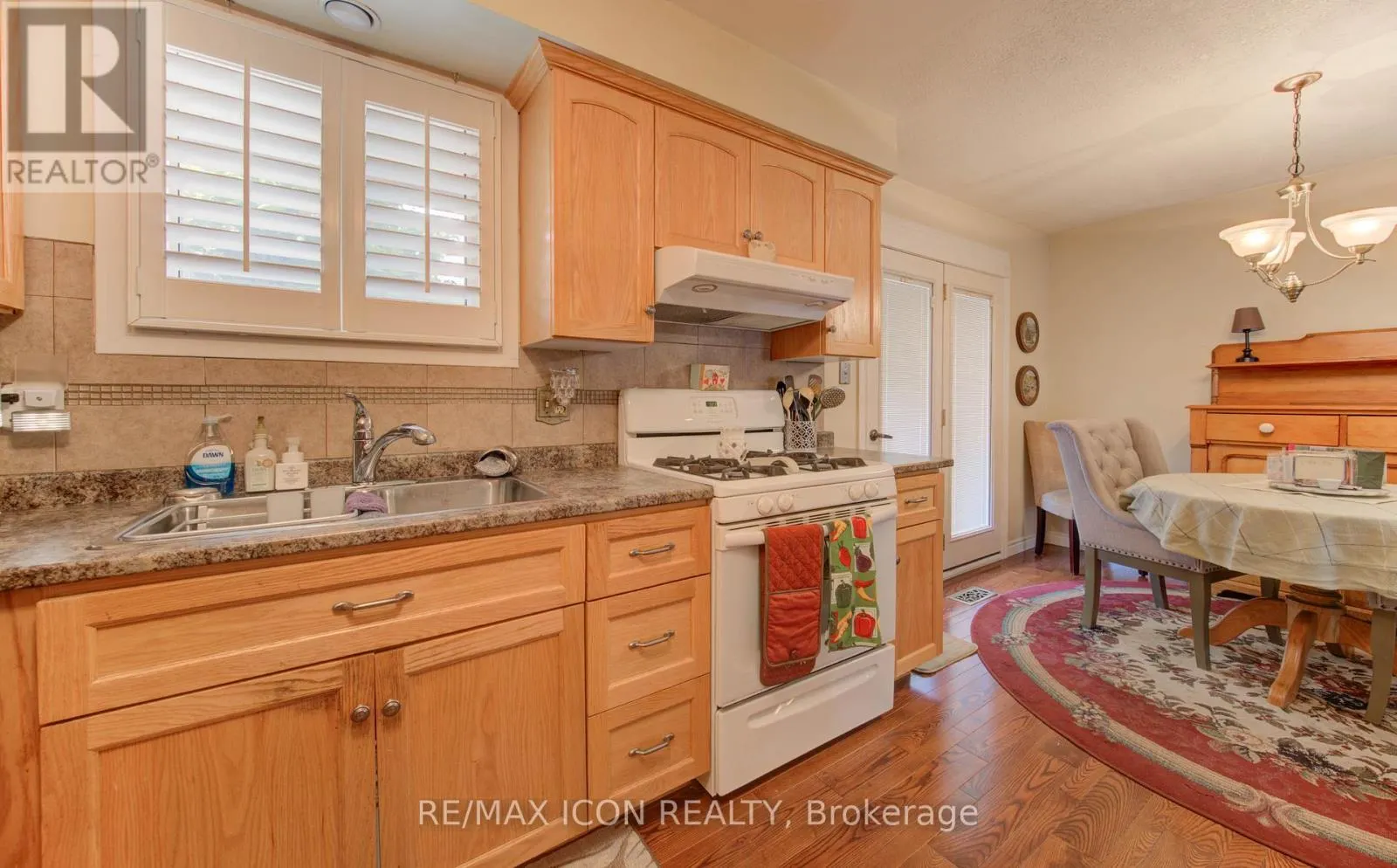 57 - 49 CEDARWOODS CRESCENT
