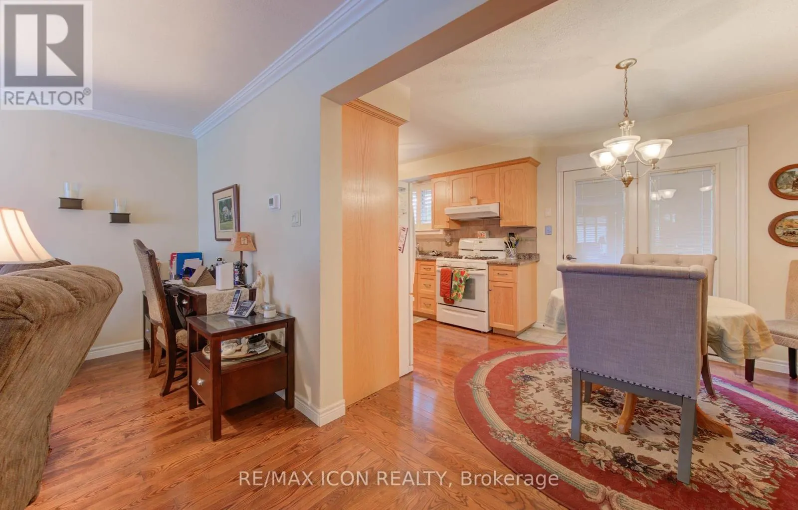 57 - 49 CEDARWOODS CRESCENT