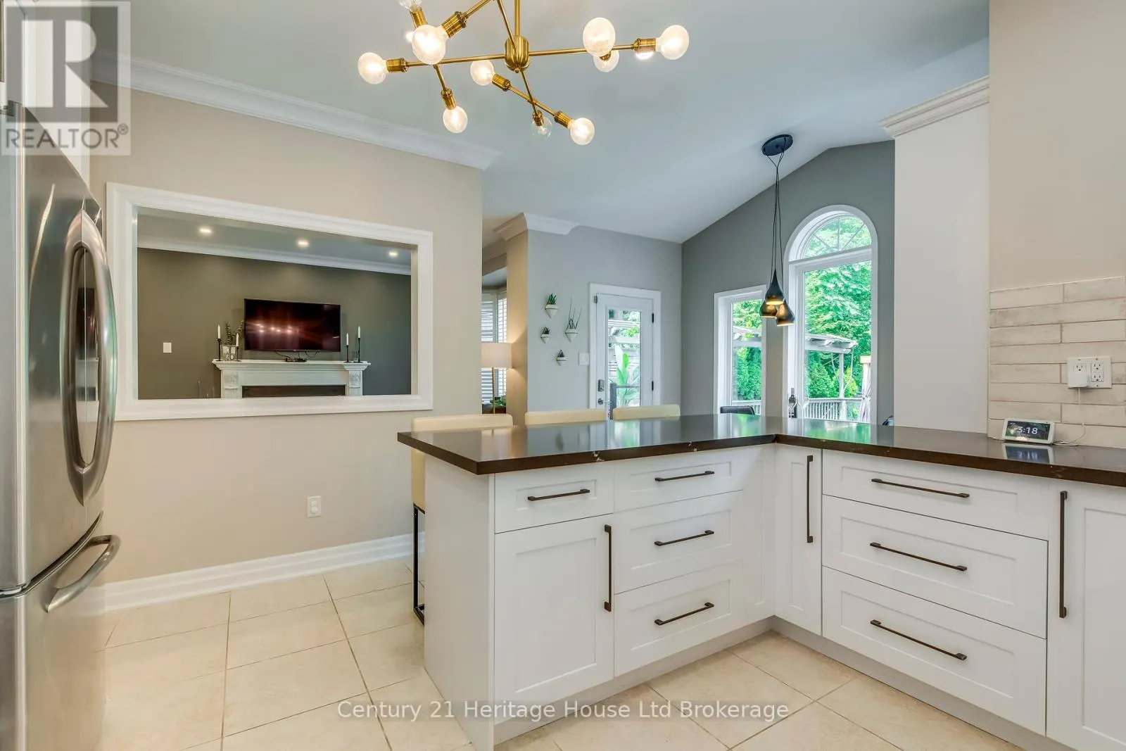 16 SWEETMAN DRIVE