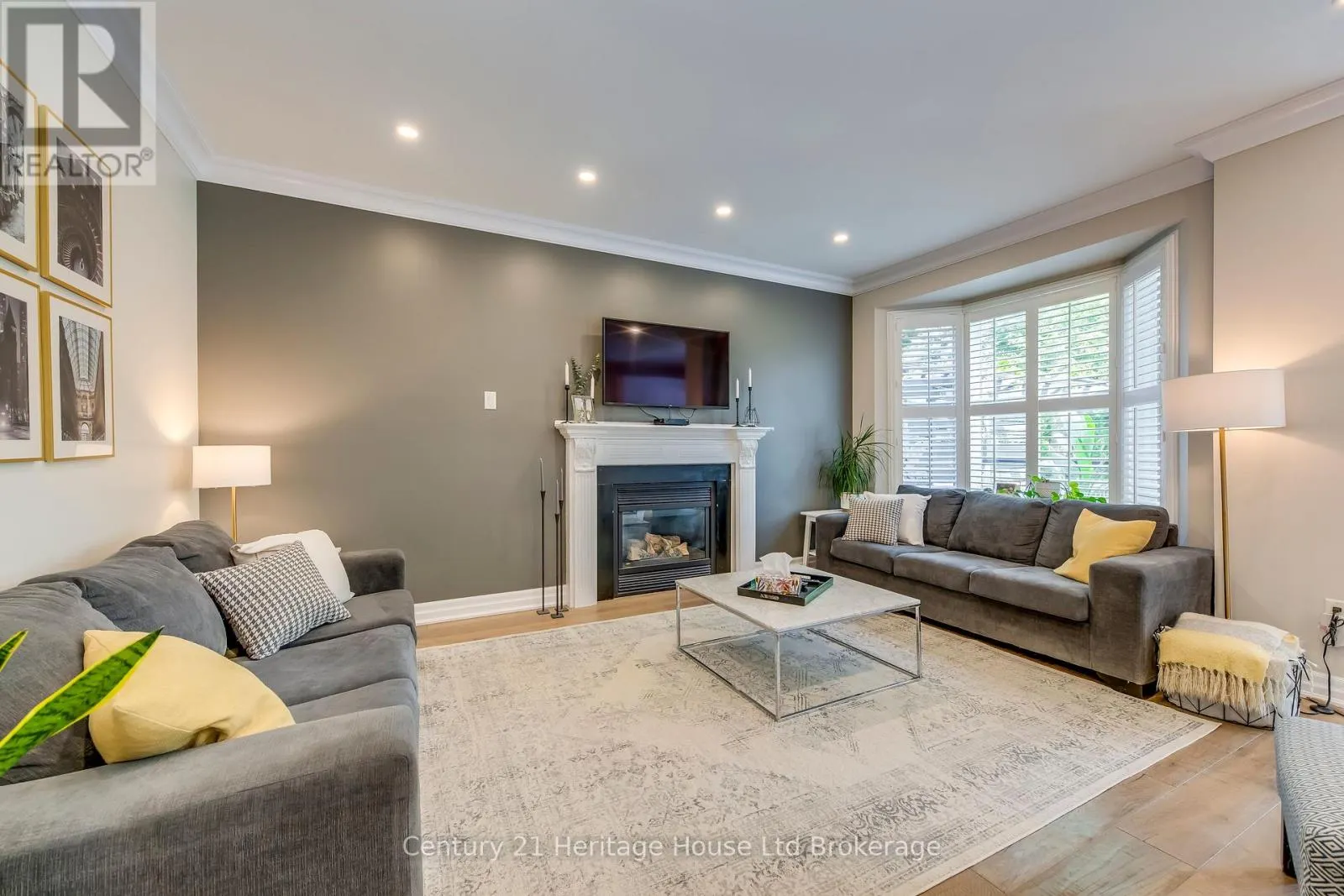 16 SWEETMAN DRIVE