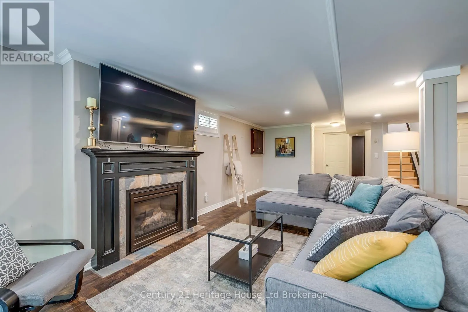 16 SWEETMAN DRIVE