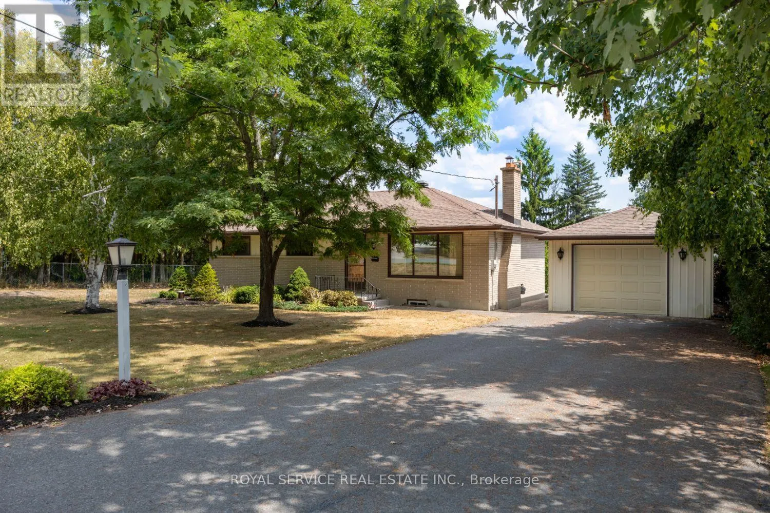 746 DALEVIEW ROAD