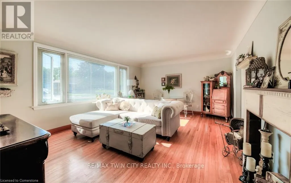 MAIN - 29 SCRIMGER AVENUE