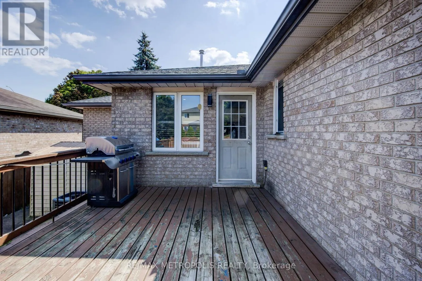 258 SAGINAW PARKWAY