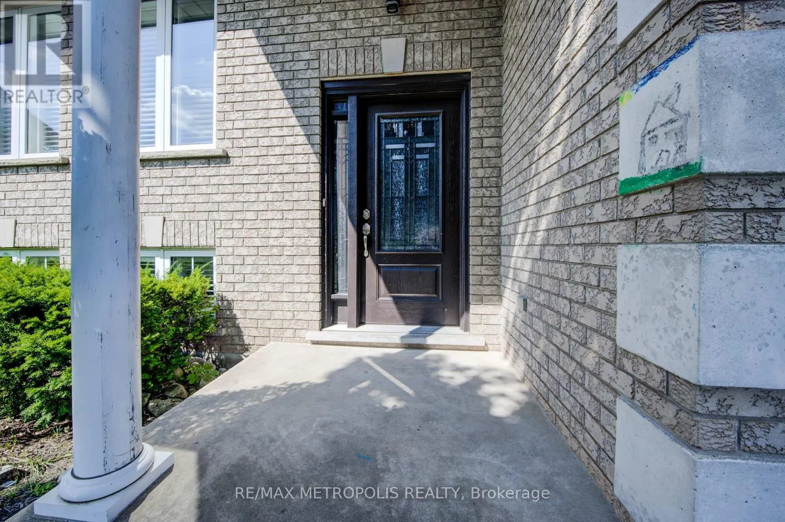 258 SAGINAW PARKWAY