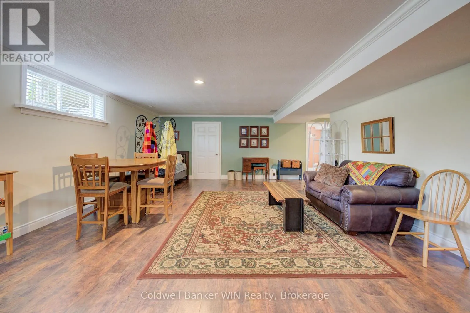 22 REGENCY DRIVE