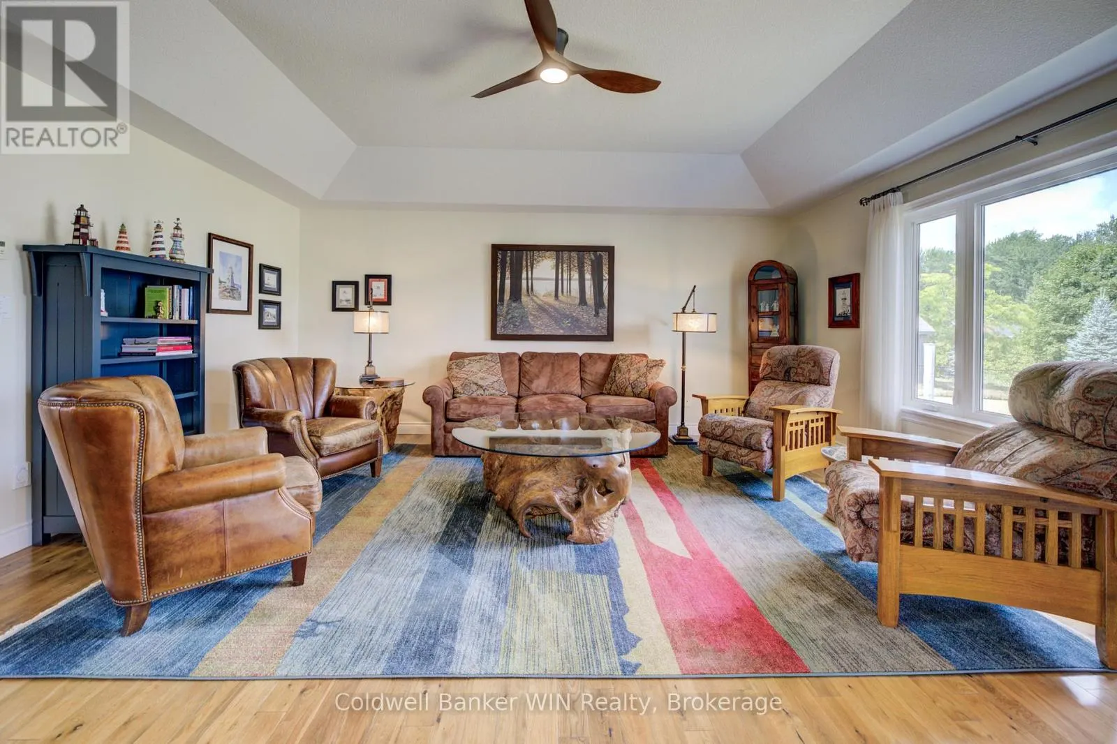 22 REGENCY DRIVE