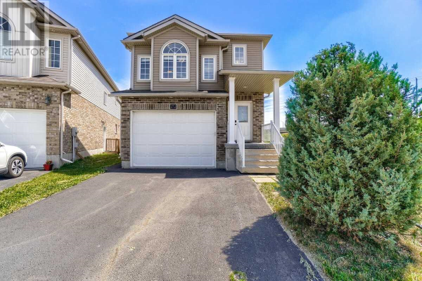 272 COUNTRYSTONE CRES, Kitchener