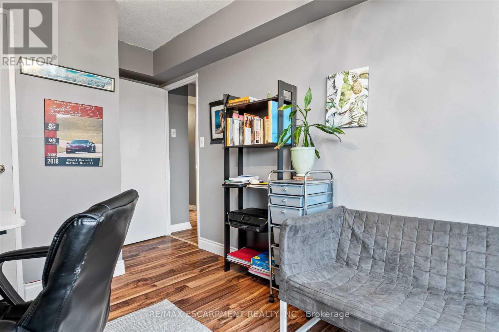 Listing X5795160 - Large Photo # 32