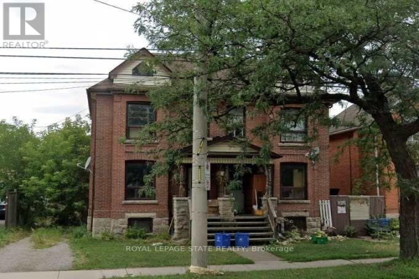 452-454 UPPER WELLINGTON ST, Hamilton