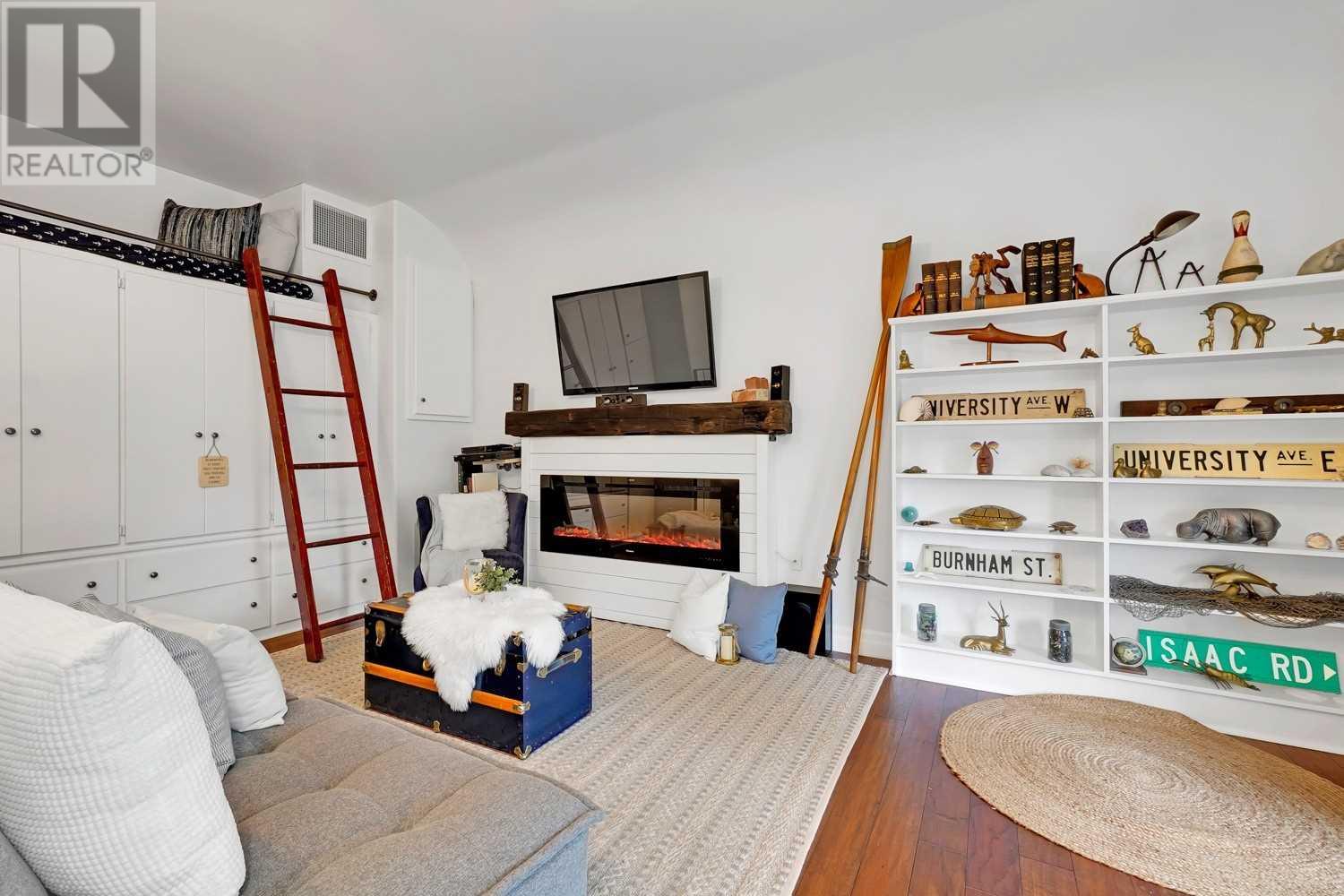 Listing X5823009 - Large Photo # 1