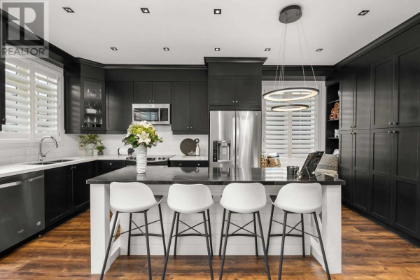 139 YELLOW BIRCH CRES, Blue Mountains