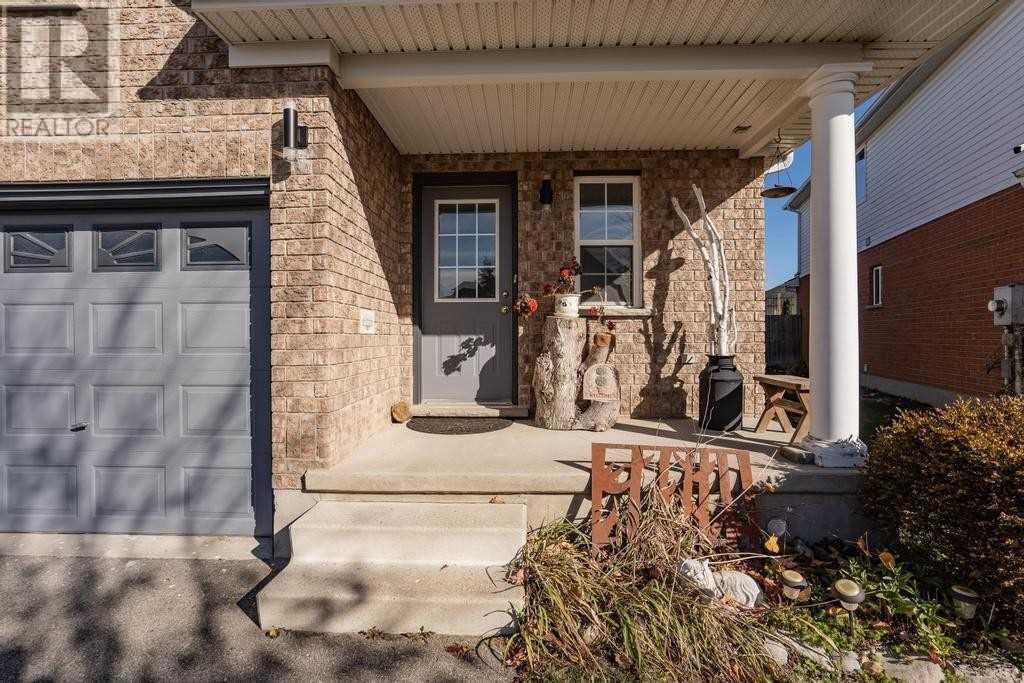 Listing X5867803 - Large Photo # 2