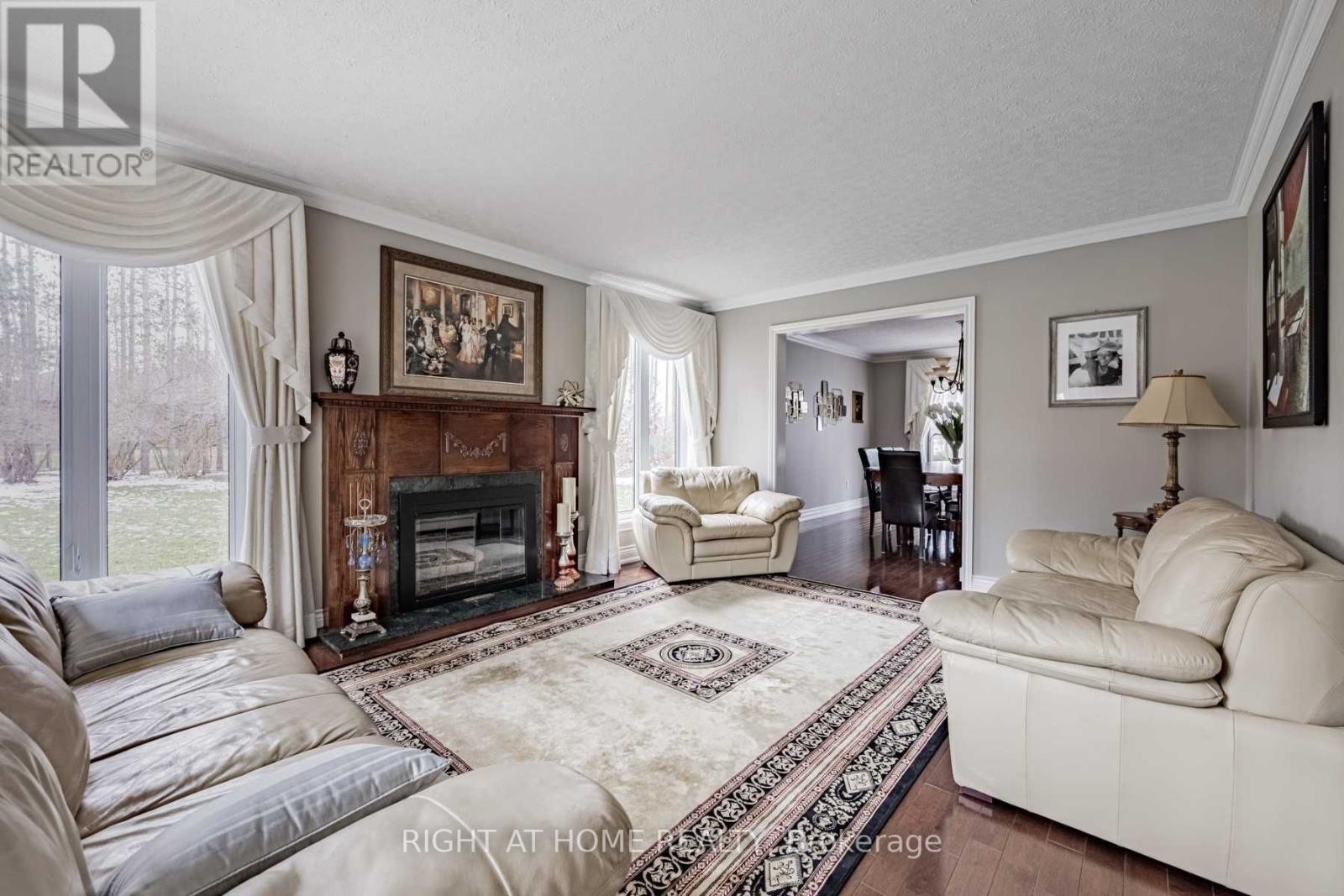 Listing X5871900 - Large Photo # 10