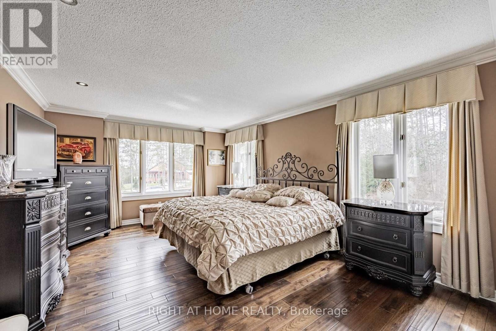 Listing X5871900 - Large Photo # 22