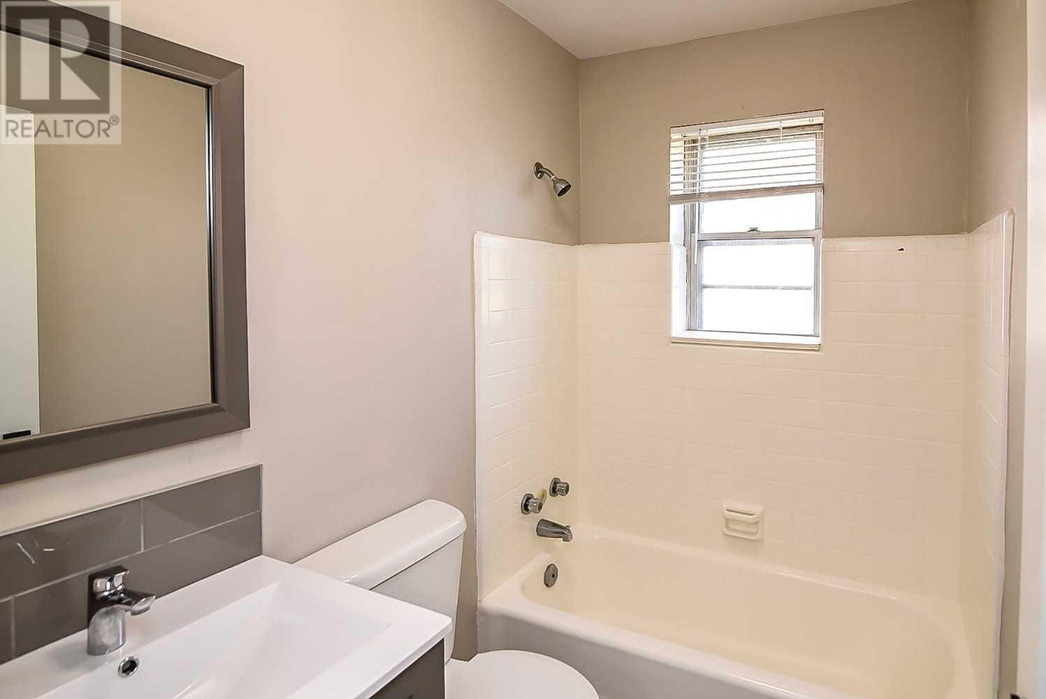 Listing X5875547 - Large Photo # 25