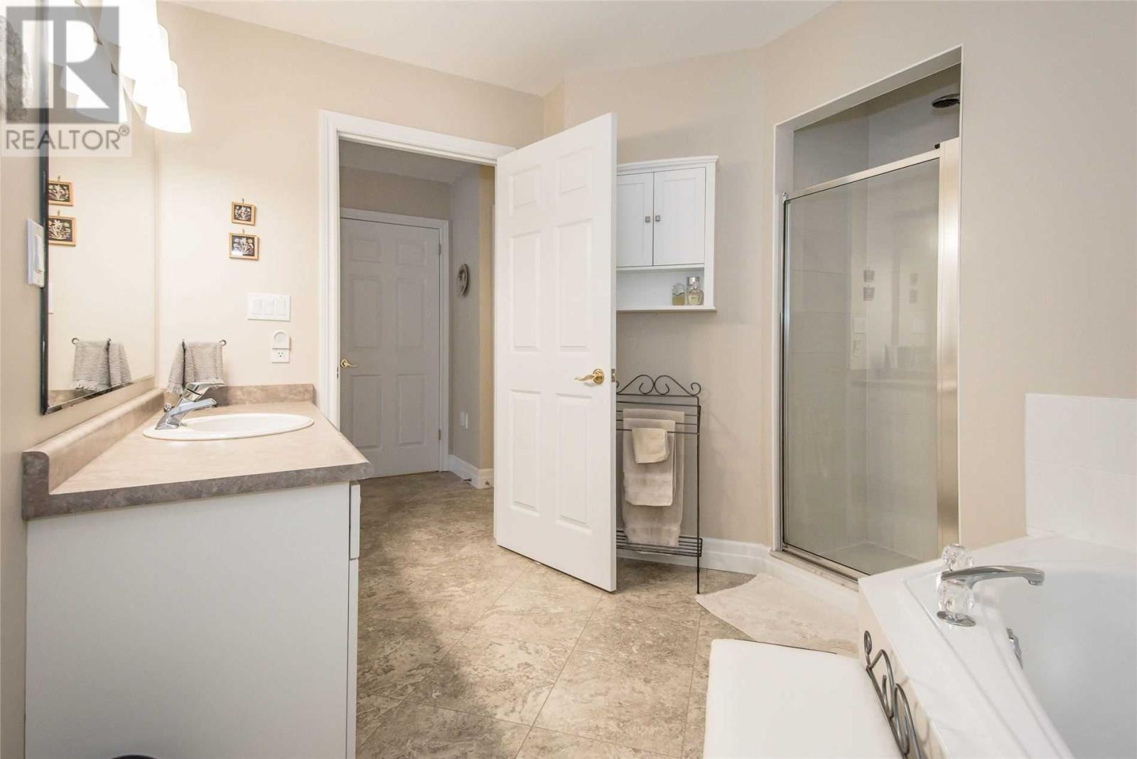 Listing X5880336 - Large Photo # 16