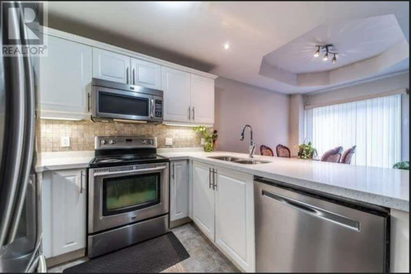 #26 -6 ATESSA DR, Hamilton