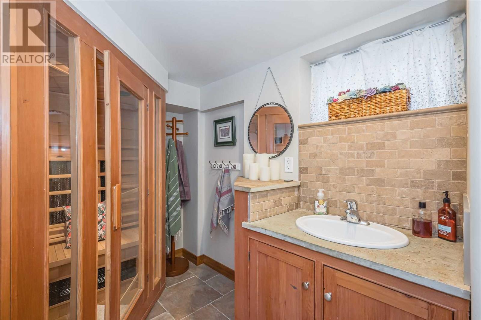 Listing X5880502 - Large Photo # 35