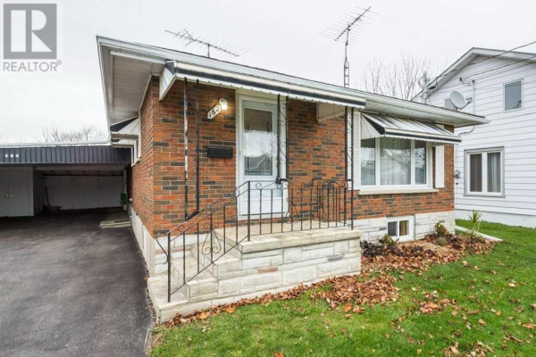 162 WELLINGTON MAIN ST, Prince Edward County