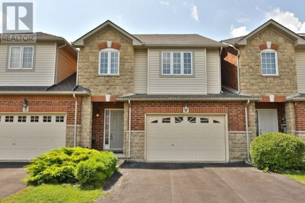 5 IVYBRIDGE DR, Hamilton