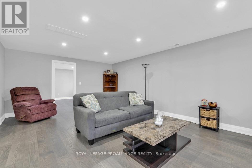 Listing X5888313 - Large Photo # 29