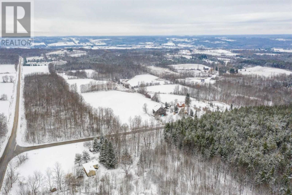 616868 GREY ROAD 28 RD, Chatsworth
