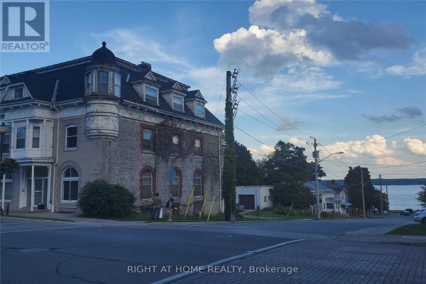 77-79 KING ST. ST E, Brockville