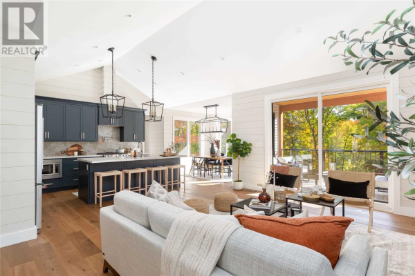 1140 WALKERS GLENN CRES, Lake of Bays