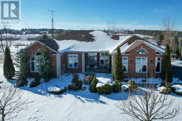 62 STEWART DR, Erin