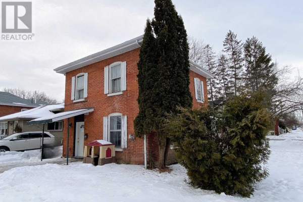 48 SINCLAIR ST, Belleville