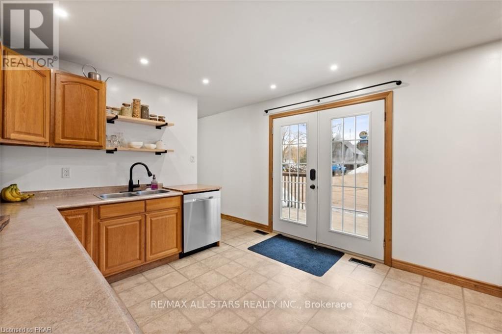 Listing X5904852 - Large Photo # 15