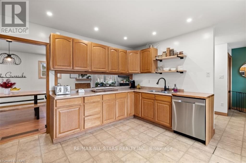 Listing X5904852 - Large Photo # 14