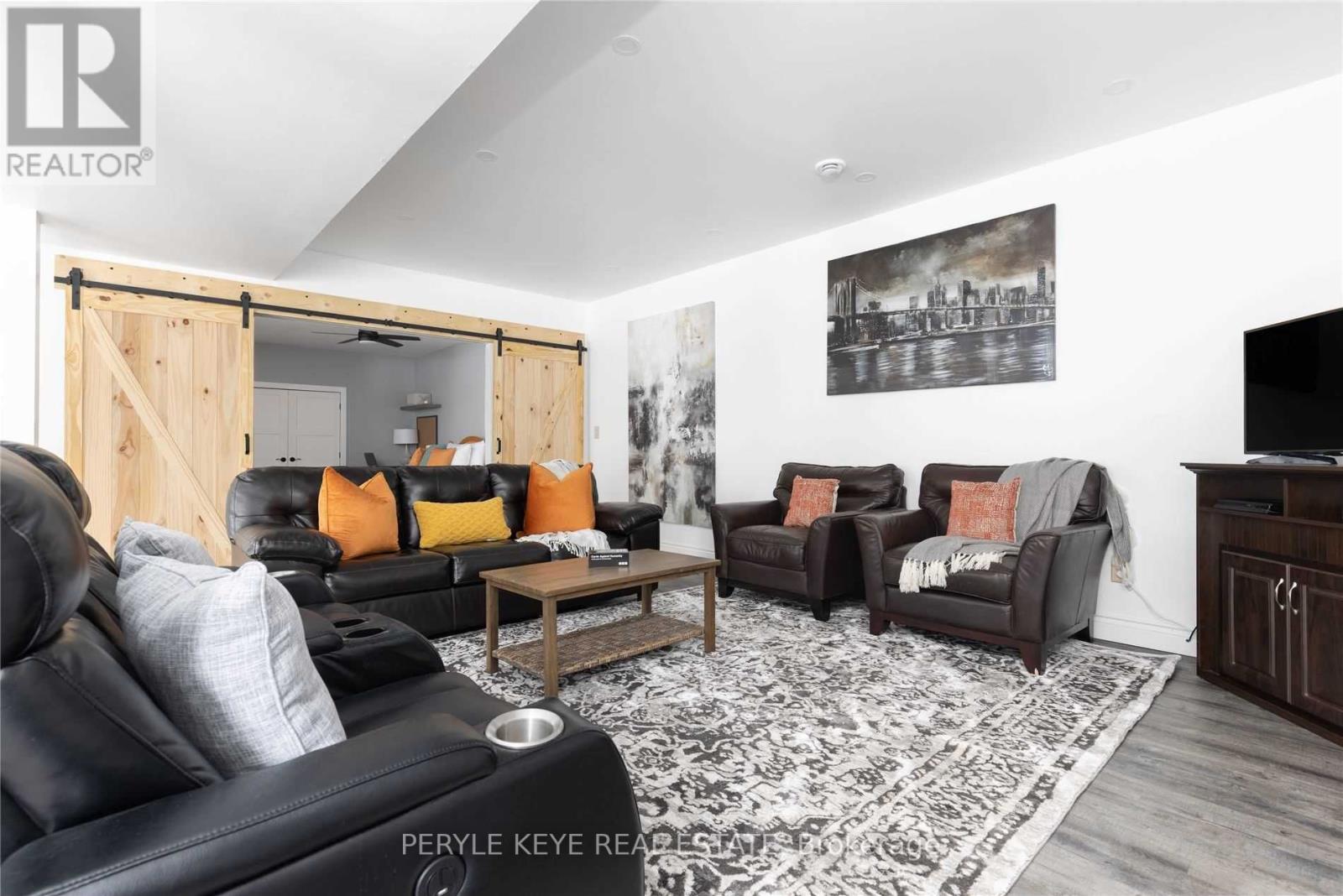 Listing X5911455 - Large Photo # 31