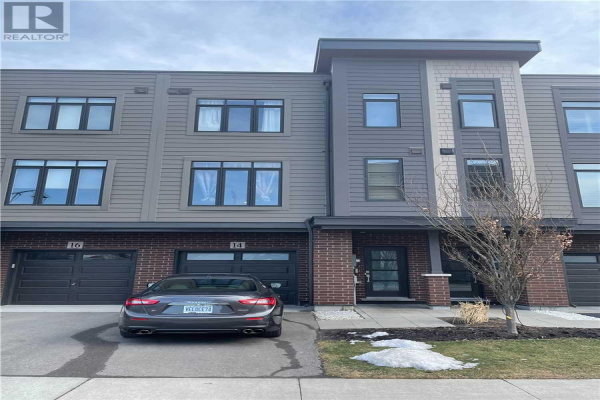 14 WATERVIEW LANE, Grimsby