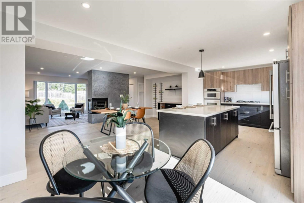 22 AUTUMN LEAF RD, Hamilton