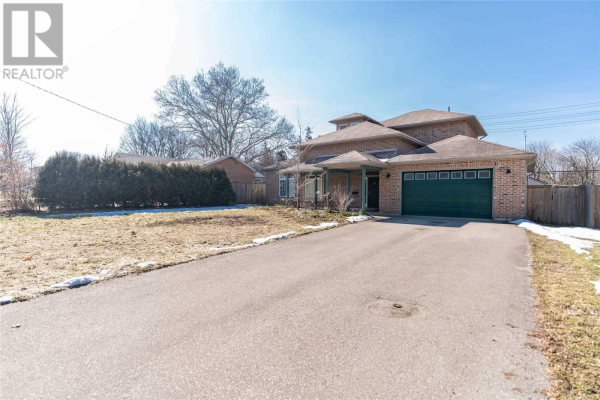 614 MIDDLEWOODS DR, London