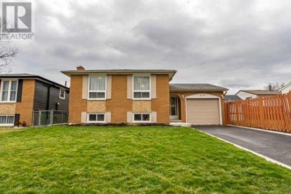 210 QUEEN VICTORIA DR, Hamilton