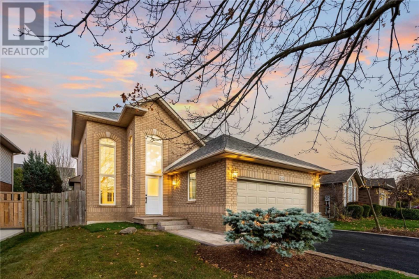 183 KITTY MURRAY LANE, Hamilton