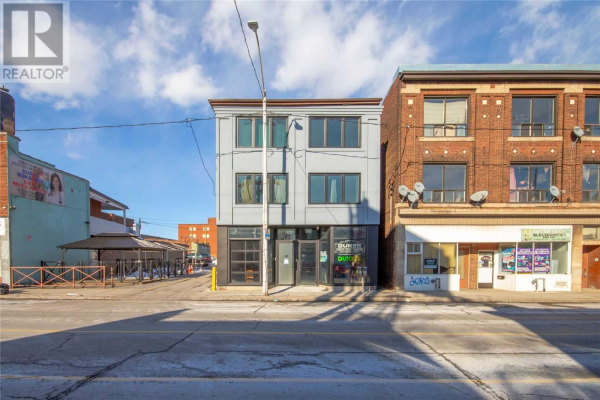 301 BARTON ST E, Hamilton