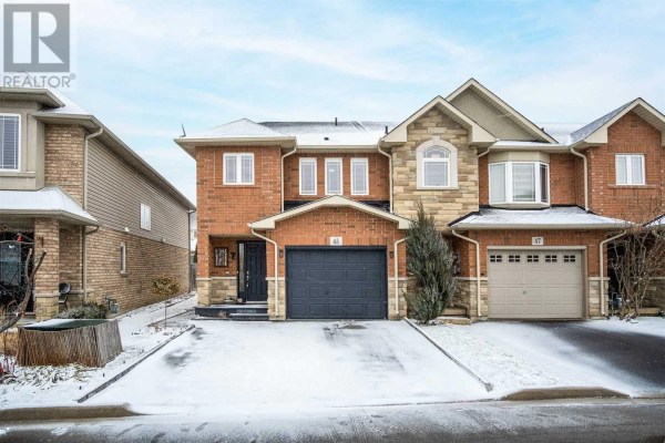 45 PERIWINKLE DR, Hamilton